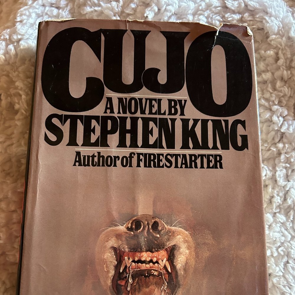 Cujo Stephen King 1981 Viking Hardcover. $13.95